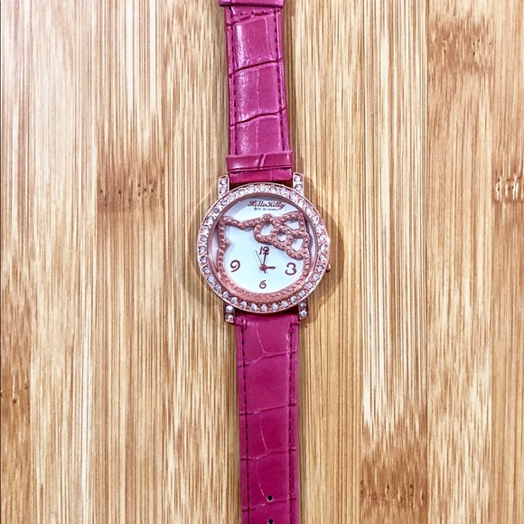 Rose Gold & Hot Pink Hello Kitty Watch - Picture 4 of 7